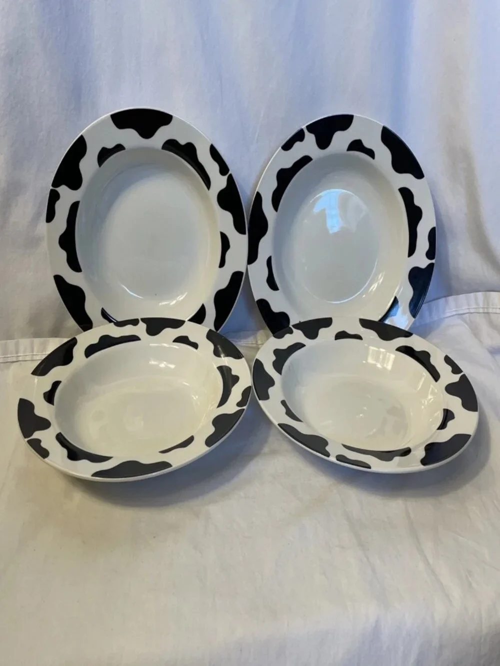 Spotted Cow Print Rim Soup Pasta Bowls 8.5